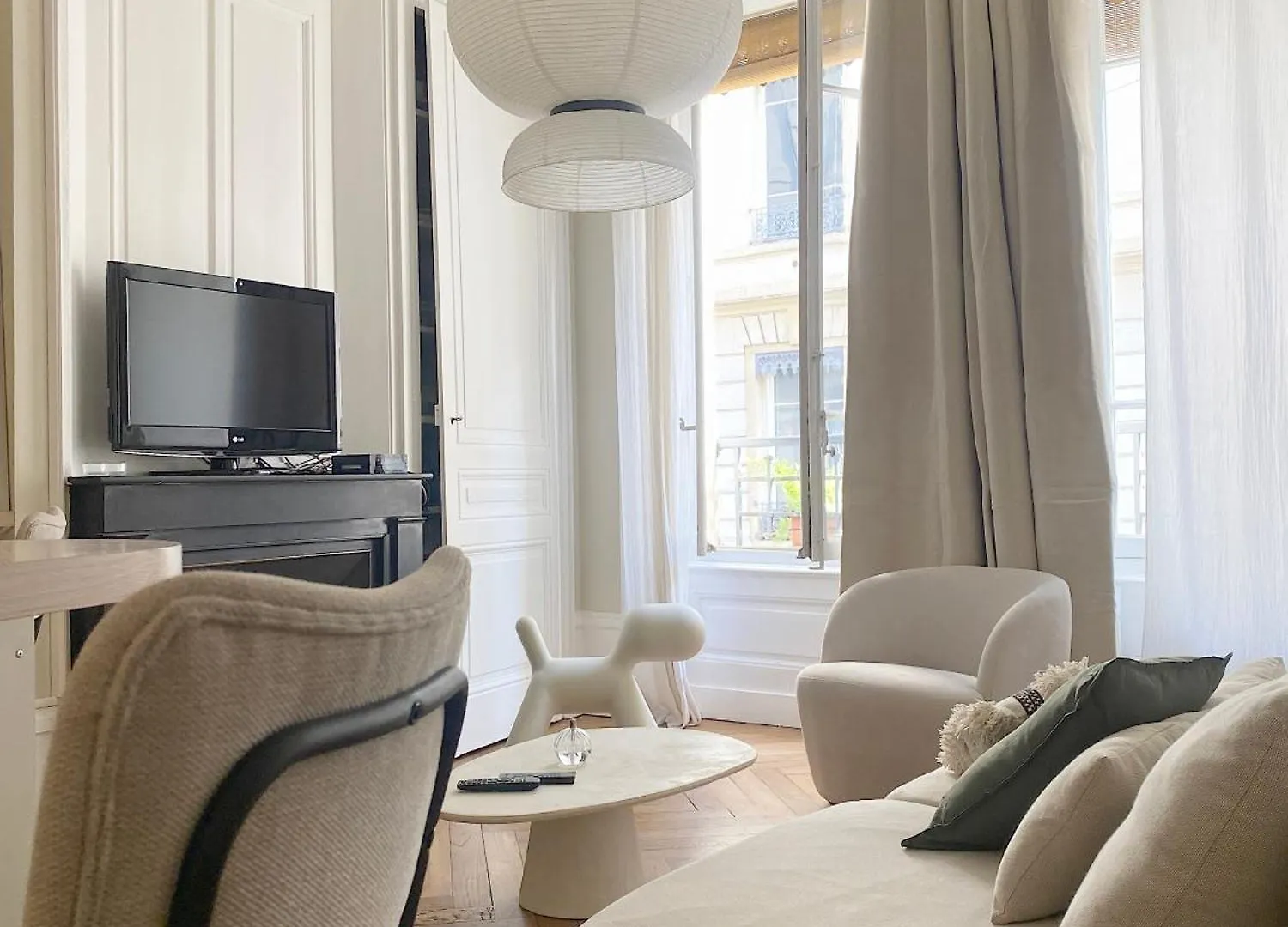 Appartement Hausmannien Au Coeur Du 7E Lyon 0*,  France
